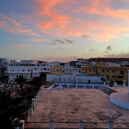 Ocean & Port View Tajao Apartamento