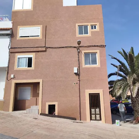 Ocean & Port View Tajao Apartment